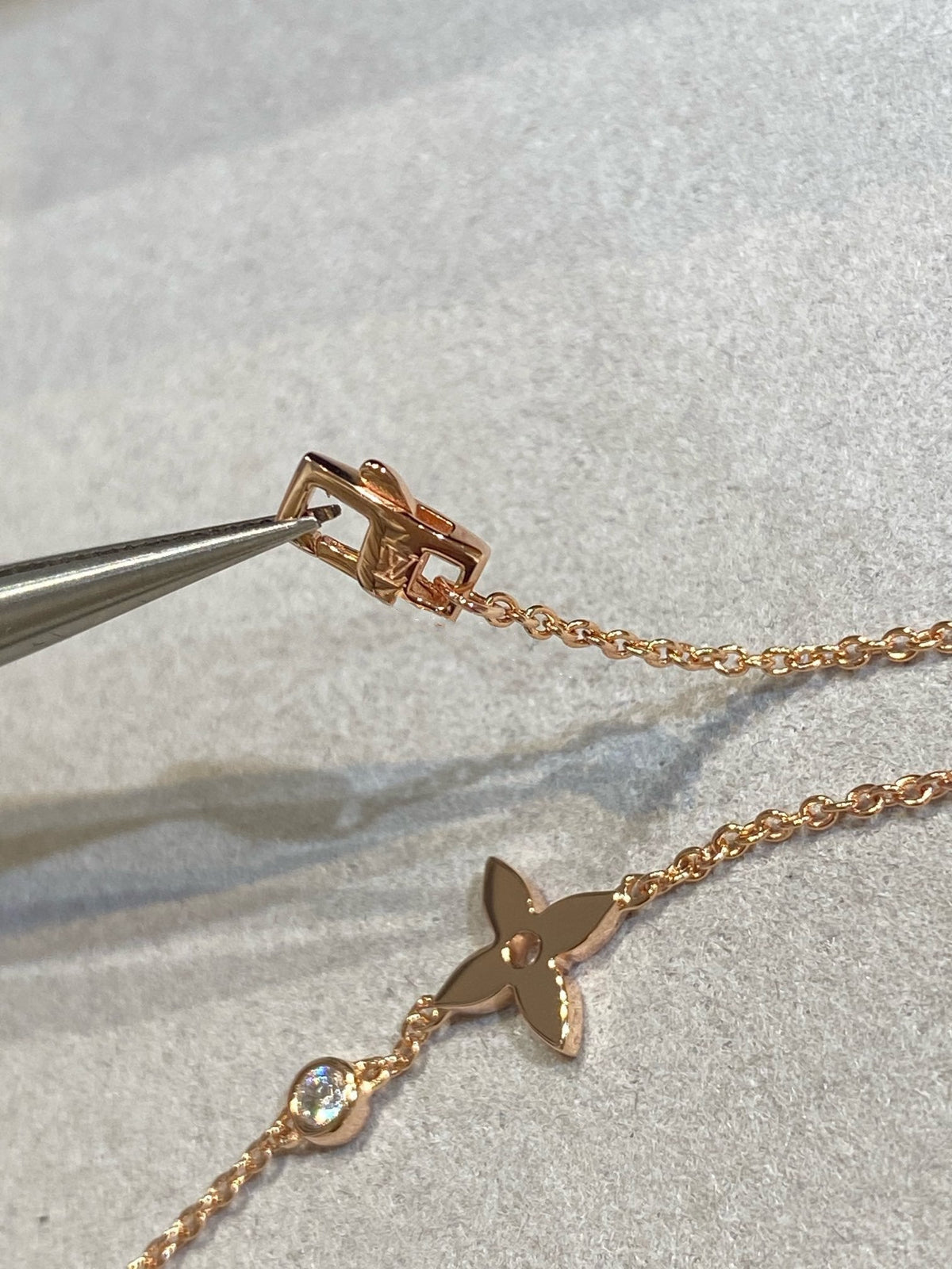 Mysitc STAR DIAMOND PINK GOLD BRACELET