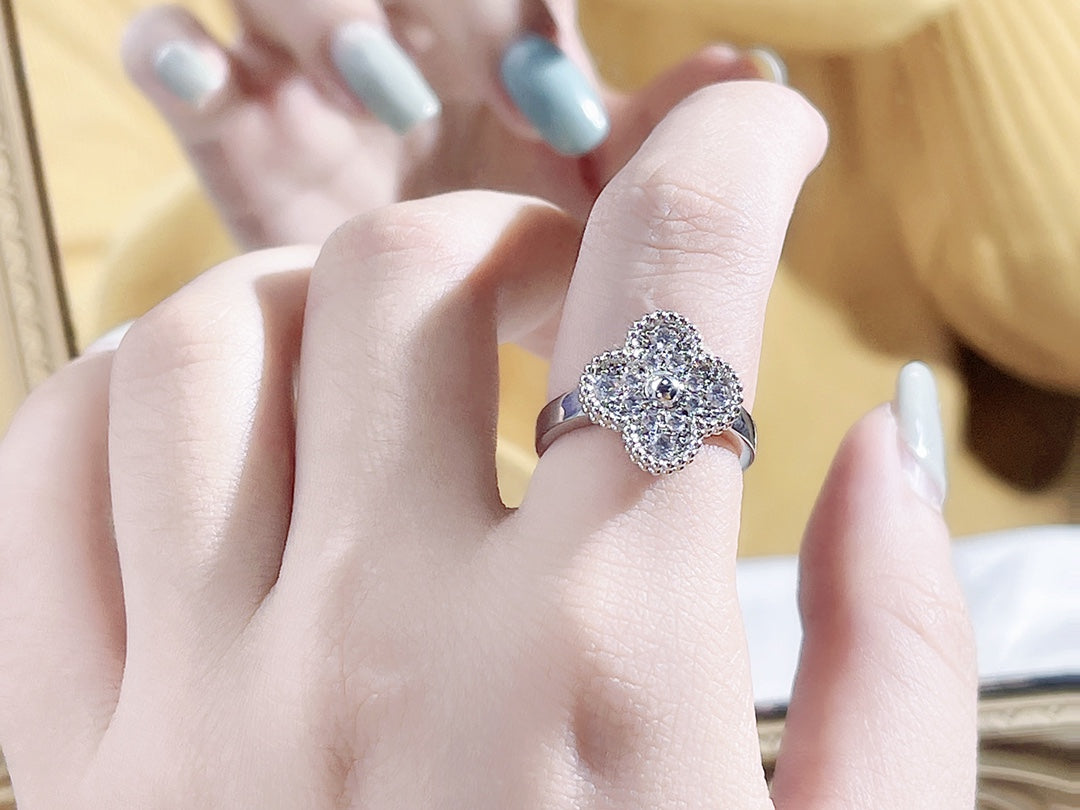 [Mystic]CLOVER DIAMOND RING