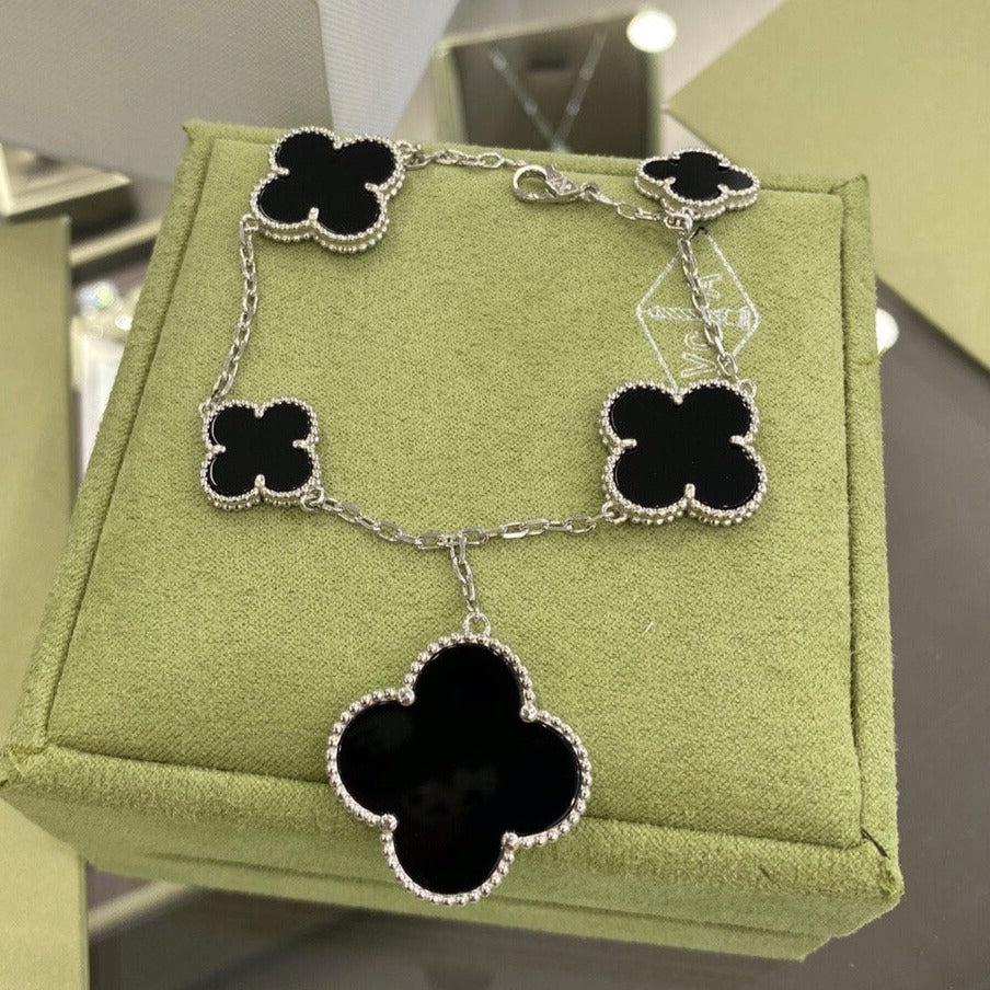 [Mystic]CLOVER 5 MOTIFS SIVLER ONYX BRACELET