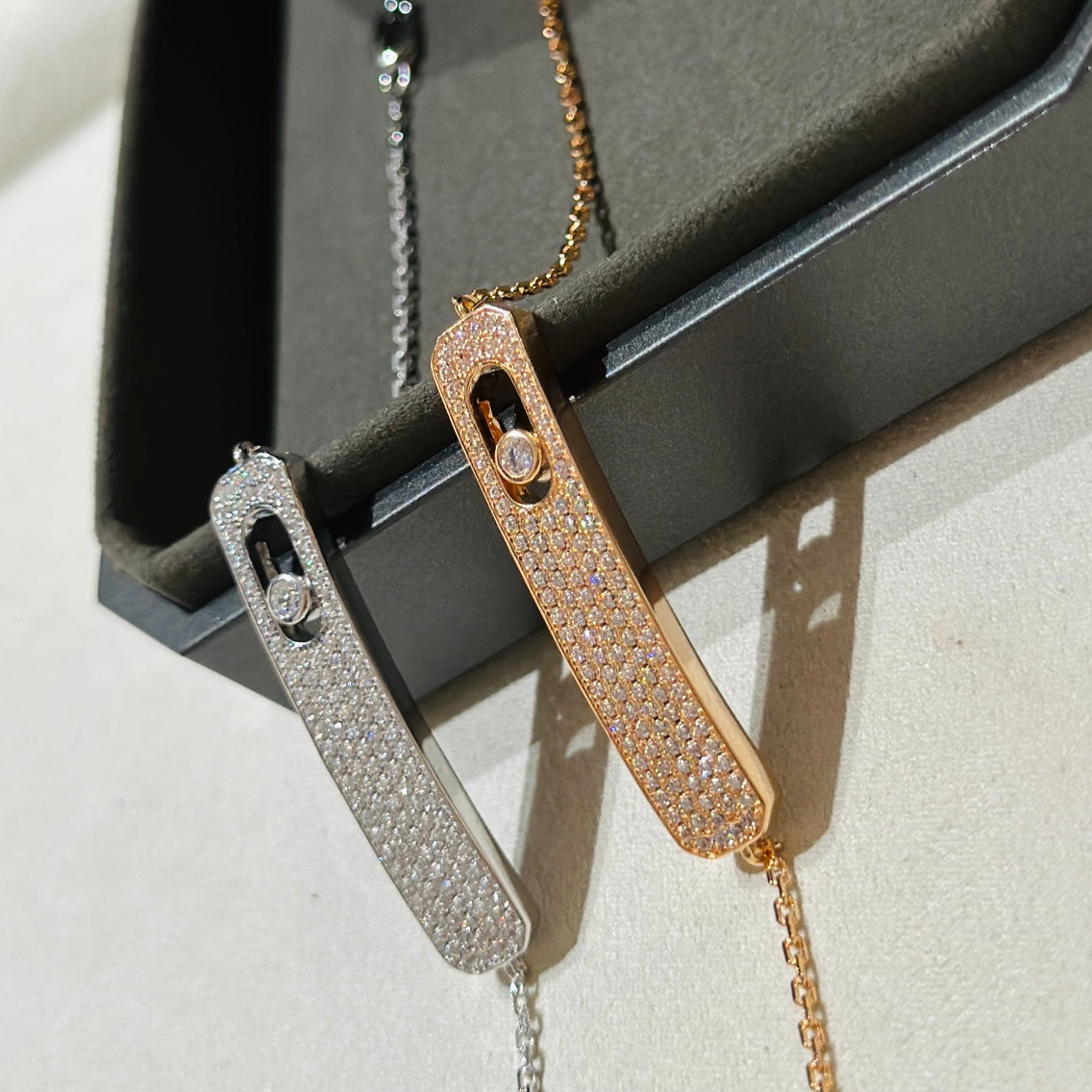 [Mystic ]MOVE CLASSIQUE DIAMOND PAVED BRACELET