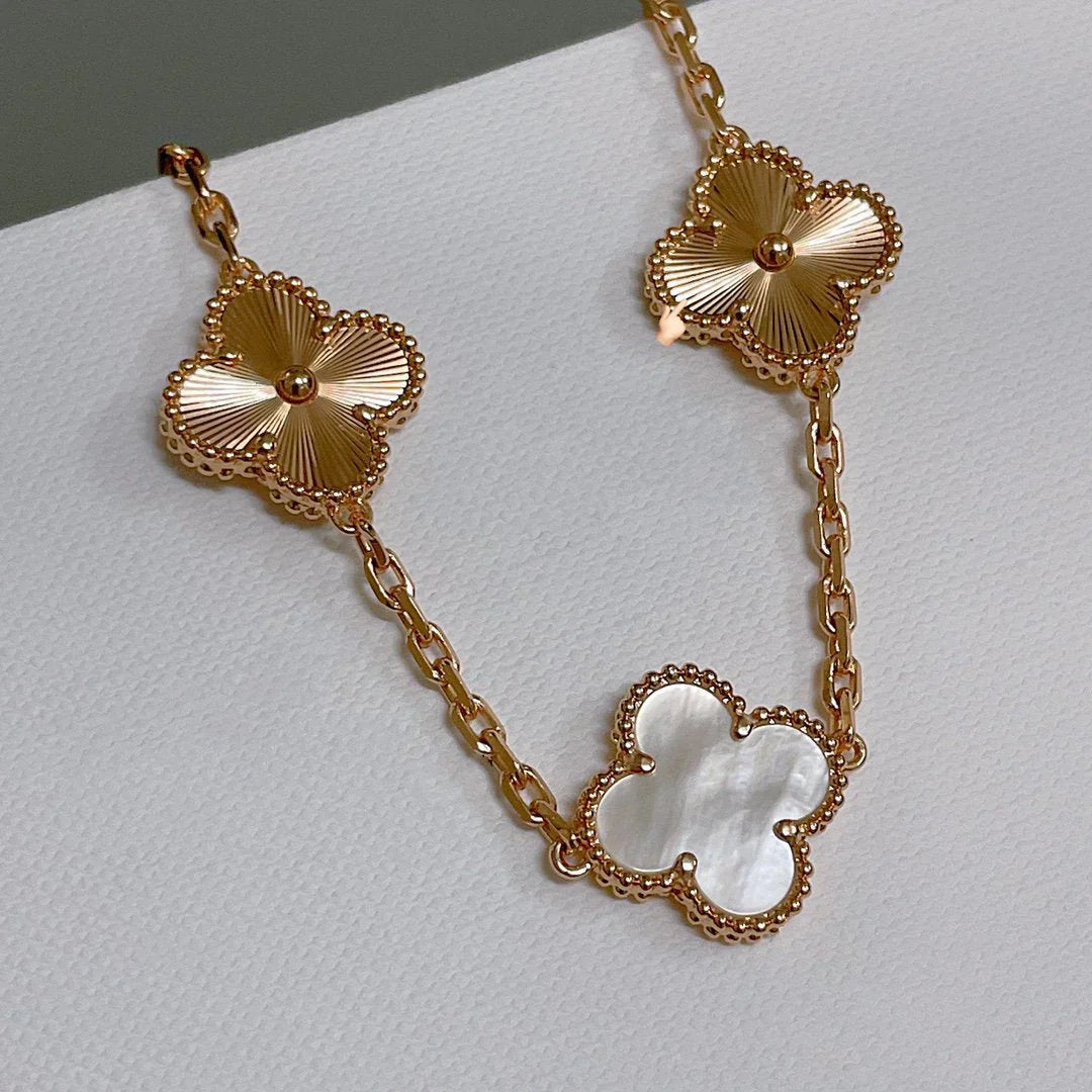 [Mystic]CLOVER WHITE PEARL MOP 5 MOTIF BRACELET COLLECTION