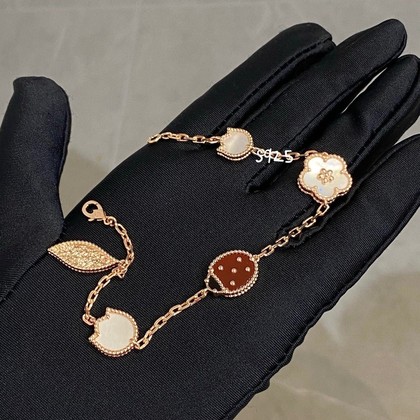 [Mystic]LUCKY SPRING 5 MOTIF BRACELET