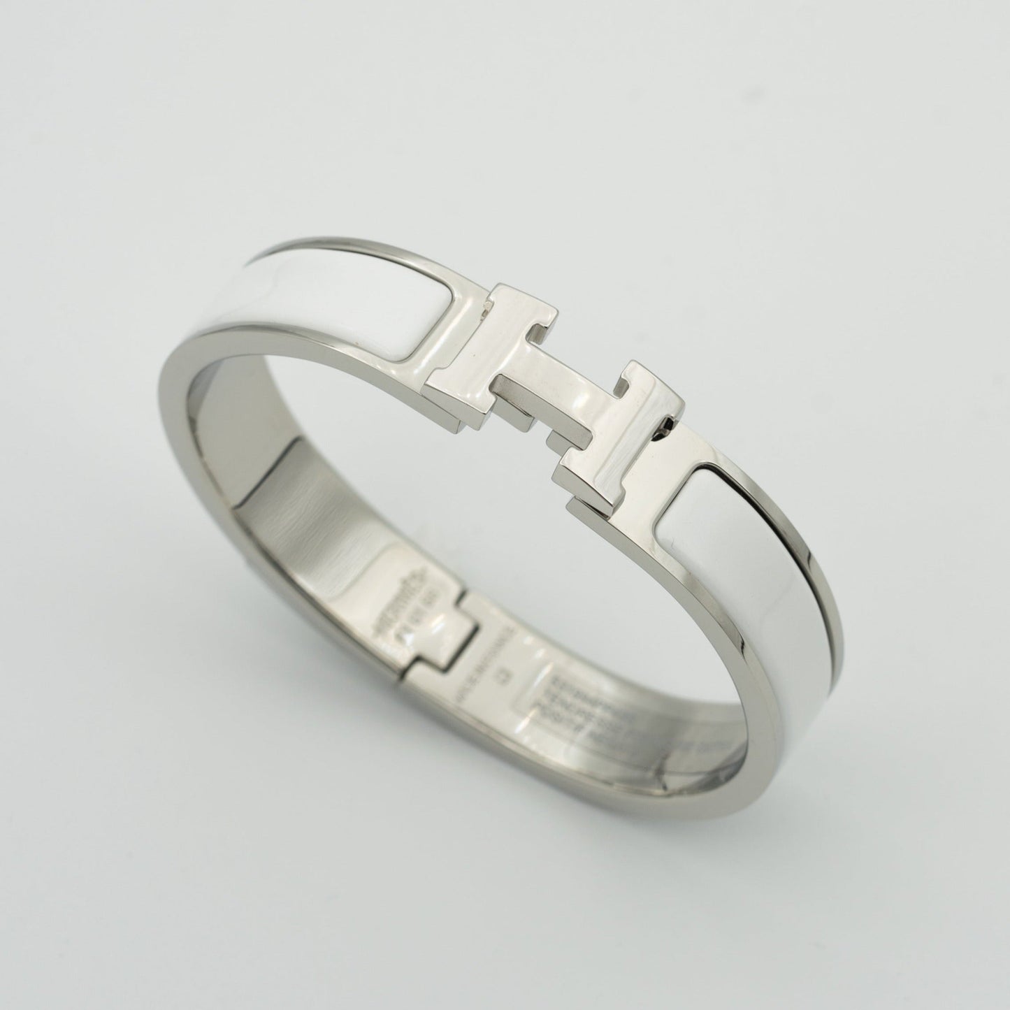 [Mystic]H WHITE BRACELET