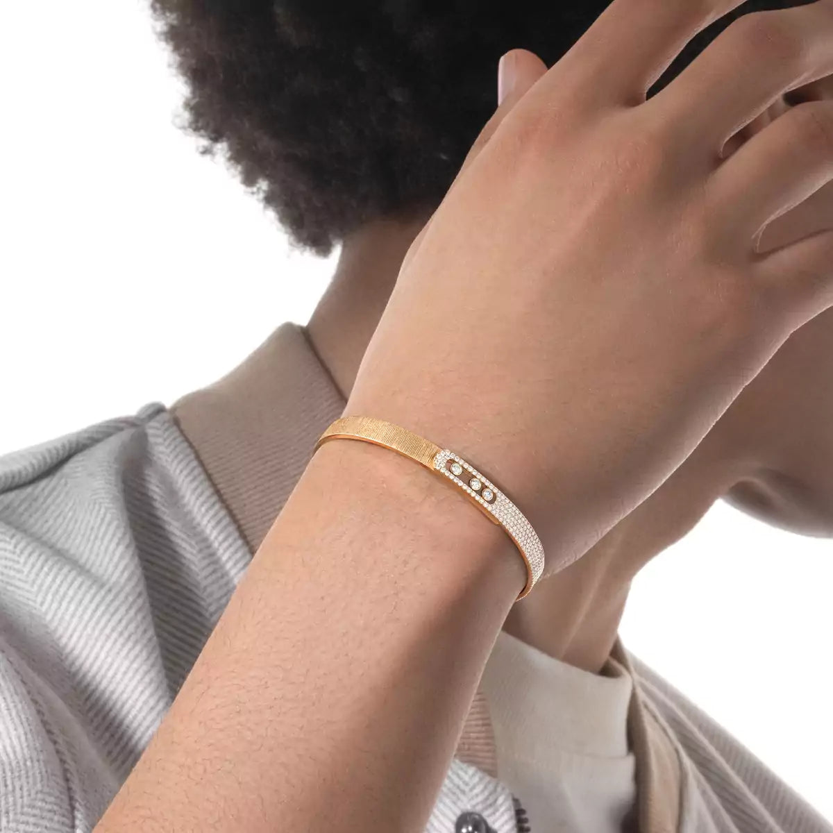 [Mystic ]Move Noa Ciselé half pavé bangle