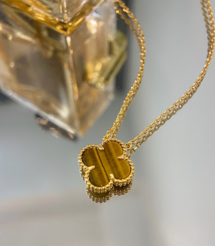 [Mystic]CLOVER 15MM TIGER'S EYS SINGLE FLOWER NECKLACE