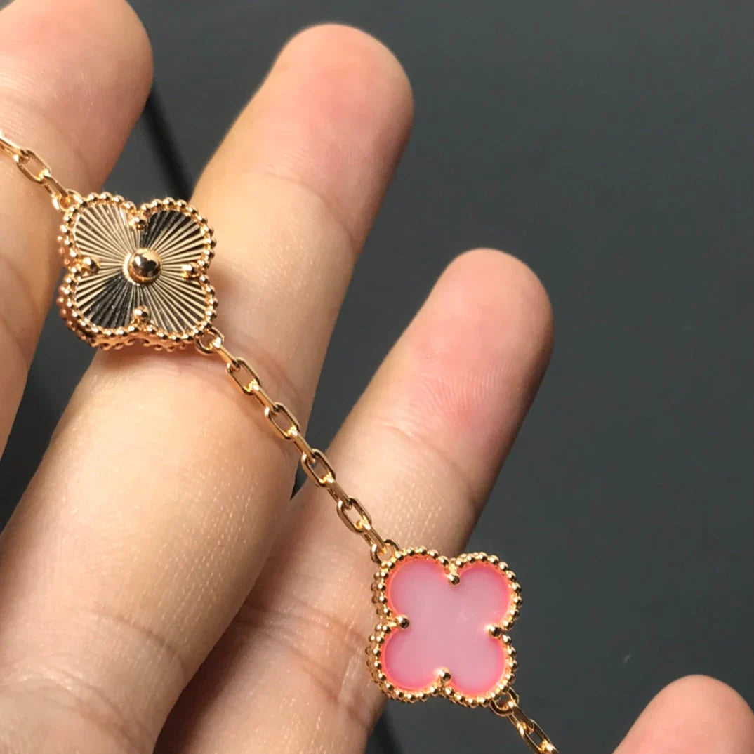 [Mystic] CLOVER 5 MOTIFS  PINK MOP BRACELET COLLECTION